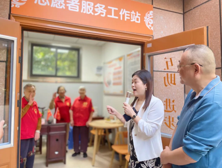 深圳市宝安区民政局领导莅临国德康养调研指导