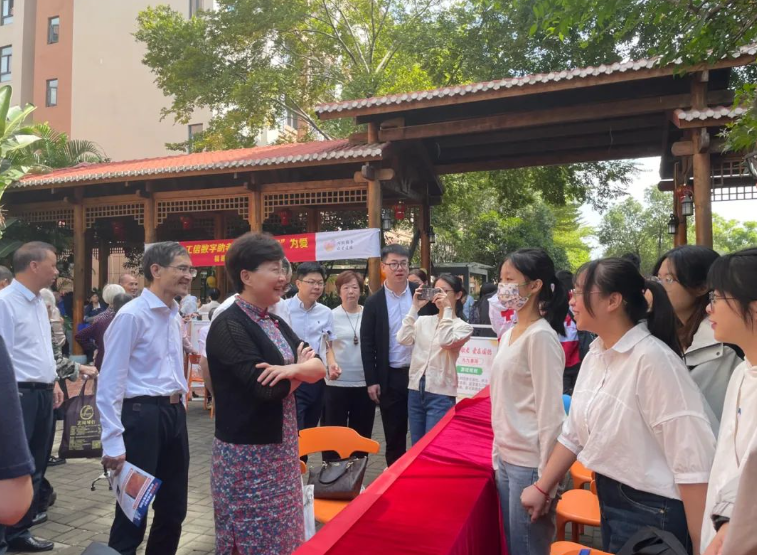 成立4年！国德康养长者志愿服务队荣获示范称号！