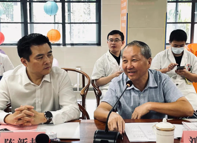 福建医科大学临床实践教学基地评审专家莅临国德医院指导