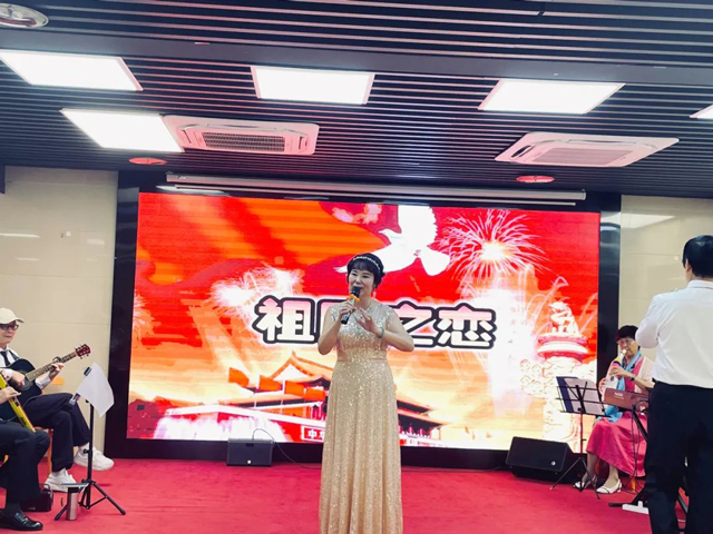 福州馨悦乐队走进国德康养慰问演出