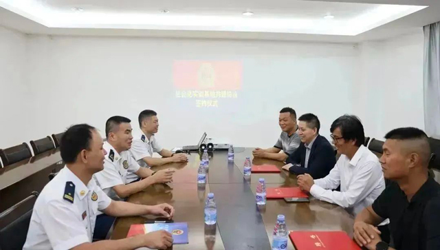“蓝”“白”携手 护航生命丨我院与市消防救援支队特勤大队共建社会化实训基地！