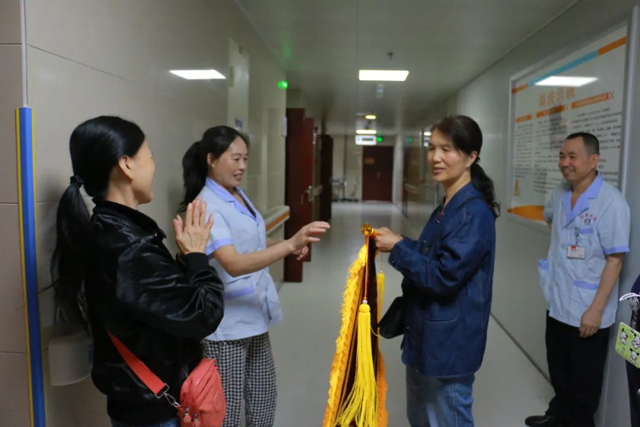 仁心守护 生命之光！国德医院暖心服务获双重赞誉！