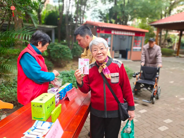 快乐接地气！国德赶集日！