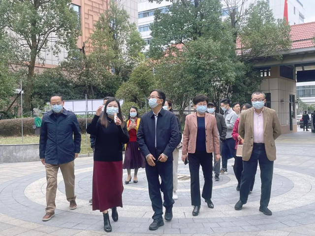 福建省老年事业促进会专家委员会主任委员苏增添莅临国德康养参观指导工作