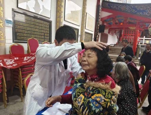 用爱熬粥、用心义诊！拗九节国德南院在行动！
