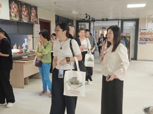 工联会康龄服务社（中国香港）福建代表处参观团一行莅临福州市国德老年康养中心参观调研