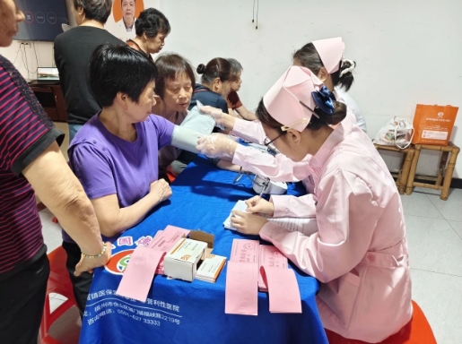 健康同行！国德南院中医健康科普公益活动走进胪峰社区！