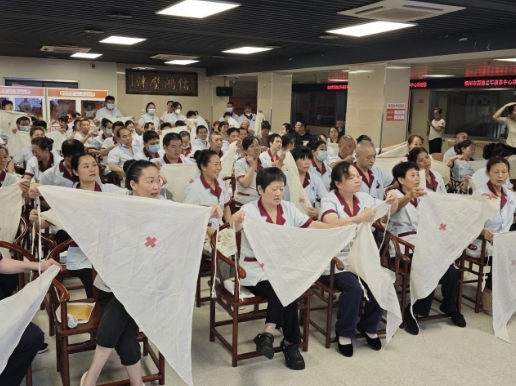 养老护理添“救”星！仓山区红十字会走进国德开展养老从业人员职业技能培训！