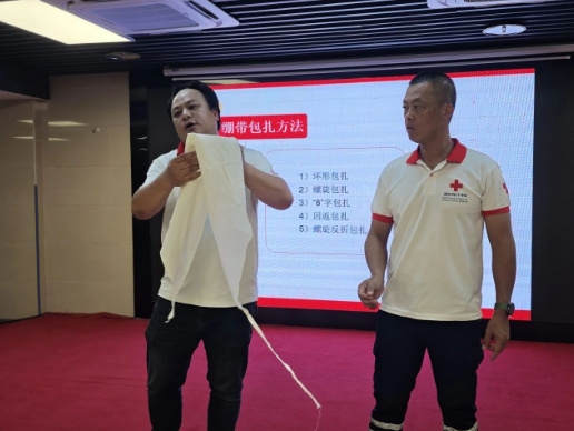 养老护理添“救”星！仓山区红十字会走进国德开展养老从业人员职业技能培训！