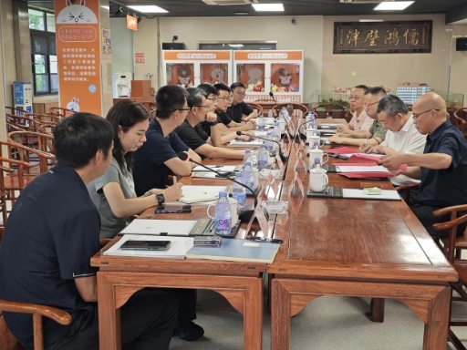 昆明市土投考察团一行莅临国德养老集团参观考察