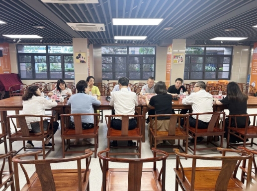 北京市人大常委会考察团莅临福州市国德老年康养中心参观考察