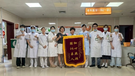 精准康复+暖心照护！福州国德老年医院助高龄患者渡过术后难关！