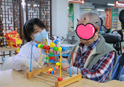 “床边 + 大厅” 双轨并行，康复服务让老年人养老更有“医”靠