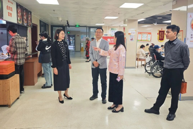 乌鲁木齐市民政局局长冯朝阳莅临福州市国德老年康养中心 乌鲁木齐市民政局局长冯朝阳莅临福州市国德老年康养中心