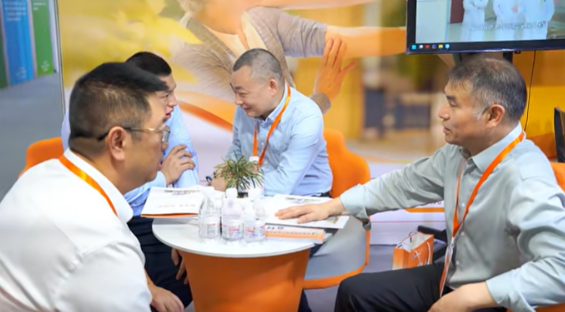 聚焦首届海峡养老产业博览会!国德养老参展亮相! 聚焦首届海峡养老产业博览会!国德养老参展亮相!