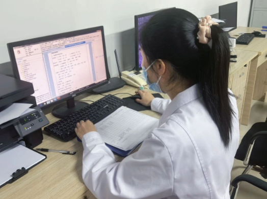 摆脱鼻饲,重拾美味!国德个性化康复训练让吴爷爷赢回“舌尖上的尊严” 摆脱鼻饲,重拾美味!国德个性化康复训练让吴爷爷赢回“舌尖上的尊严”