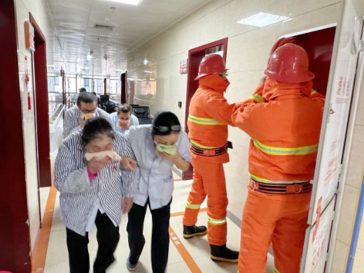福州国德老年医院消防与停电应急综合演练圆满举行