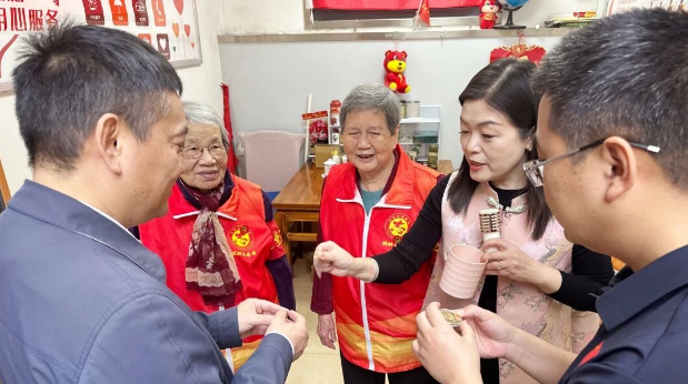 重庆市永川区政府考察团一行莅临福州市国德老年康养中心参观考察 重庆市永川区政府考察团一行莅临福州市国德老年康养中心参观考察