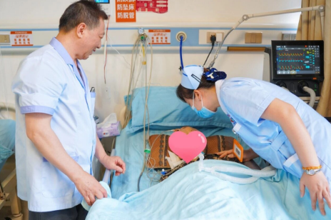 医者担当护生命 细致照料暖人心 一封感谢信见证暖心历程