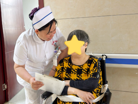 2026年全国老年健康宣传周，国德医院守护长辈合理用药健康