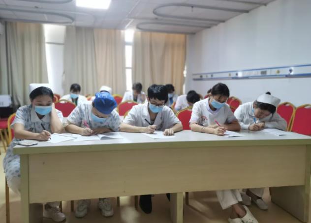 福州国德医院2021上半年护理人员“三基”理论考核！